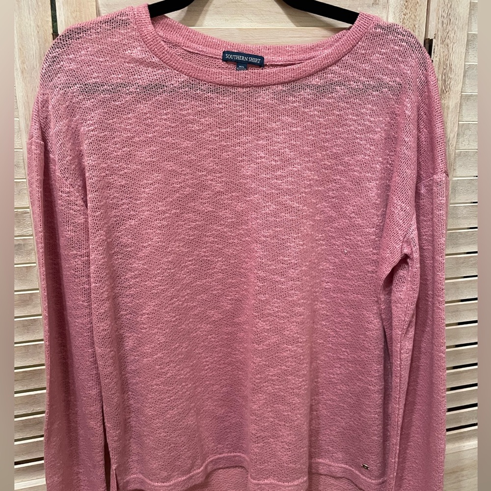 Southern shirt company pink long sleeve knit summer shirt